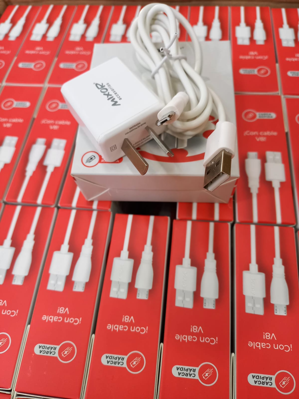 Cargador mixor somos 3.8a v8