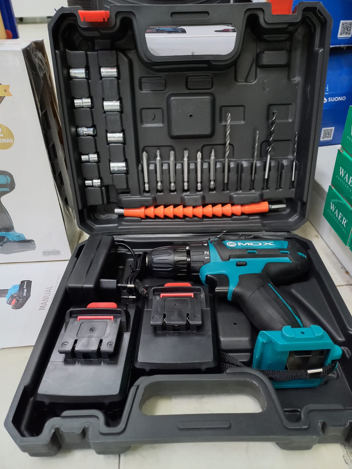Taladro electrico mox + 2 baterias te80