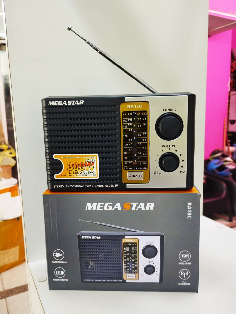 Radio megastar ra18c