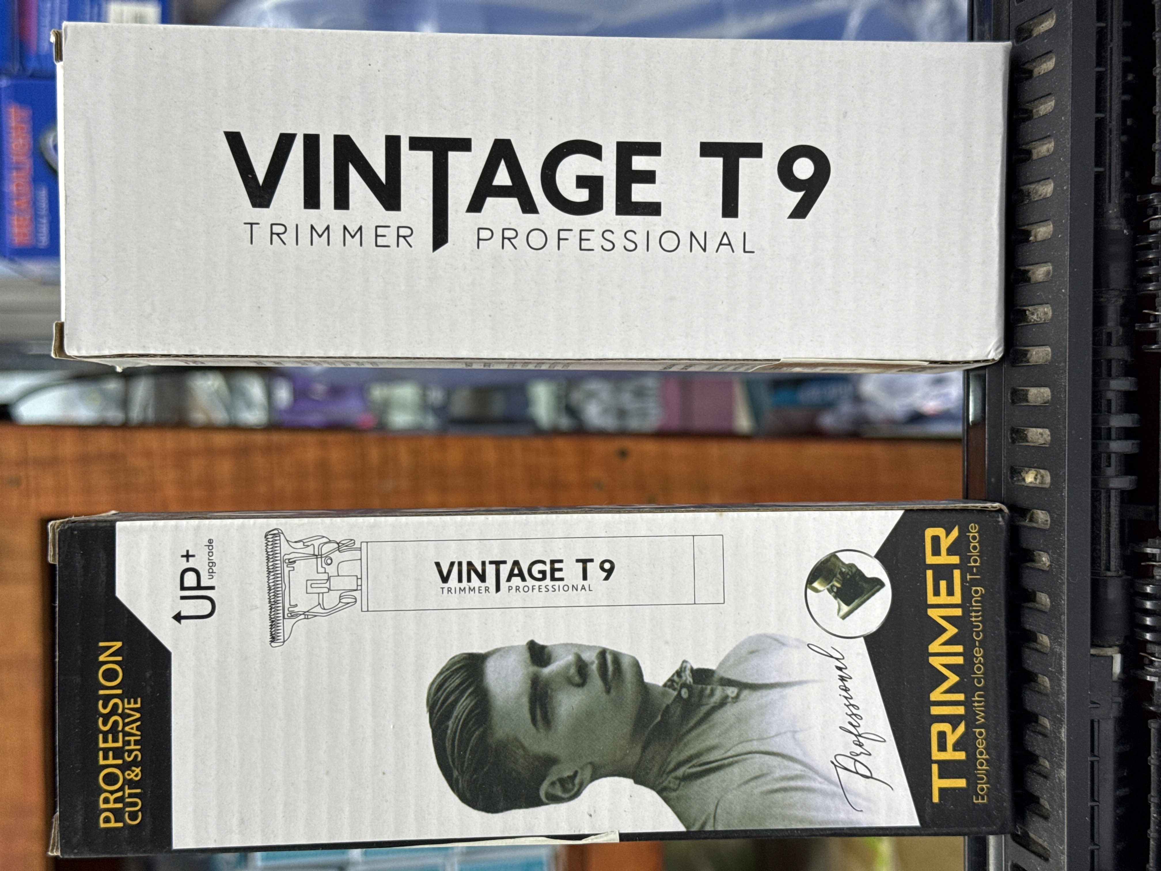 Patillera vintage t9  suit