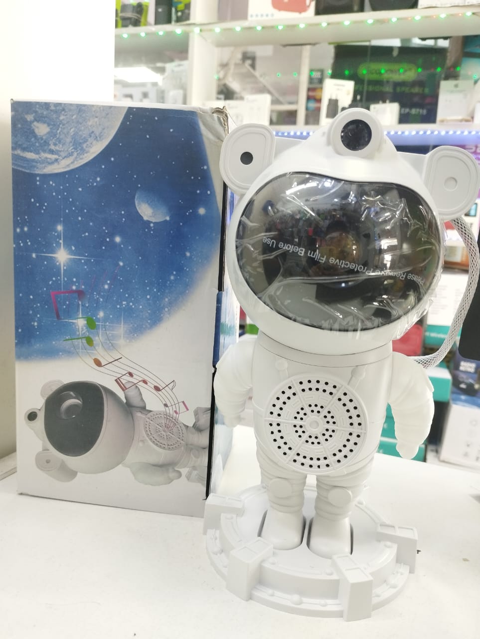 LASER ASTRONAUTA LUO