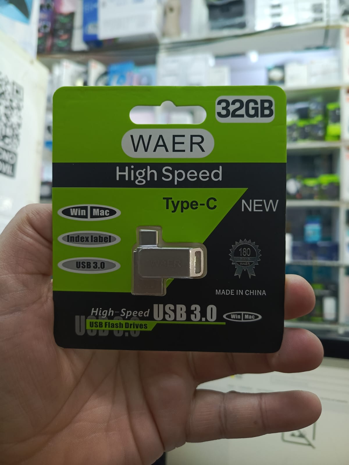 PENDRIVE WAER 32Gb